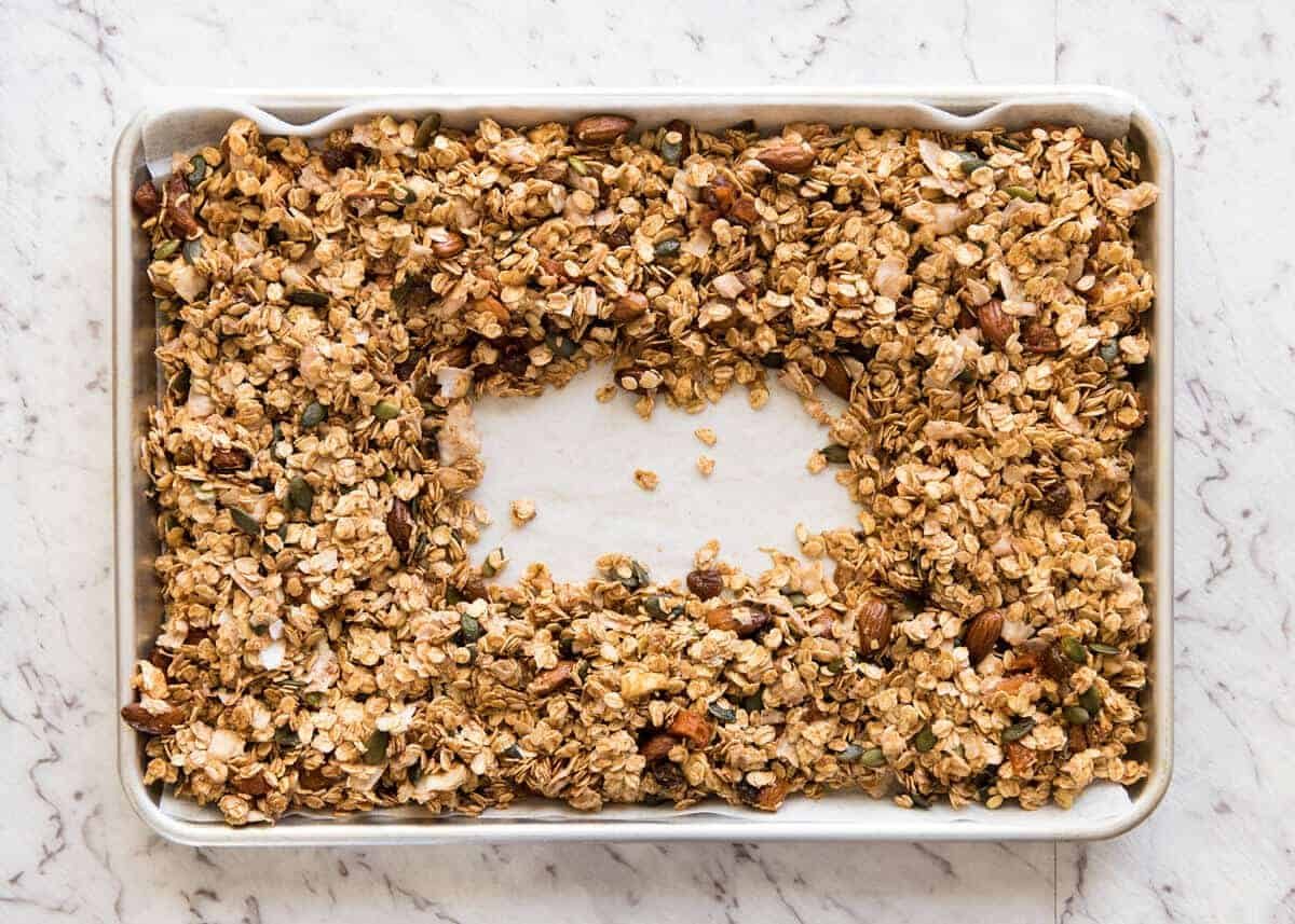 The Ultimate Guide - Build Your Own Healthy Homemade Granola, loose or CLUMPY! recipetineats.com