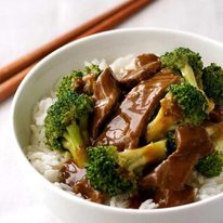 Chinese Beef and Broccoli Stir Fry - a recipe from a Chinese restaurant! Extra saucy, easy to make and you can get all the ingredients from the supermarket. recipetineats.com