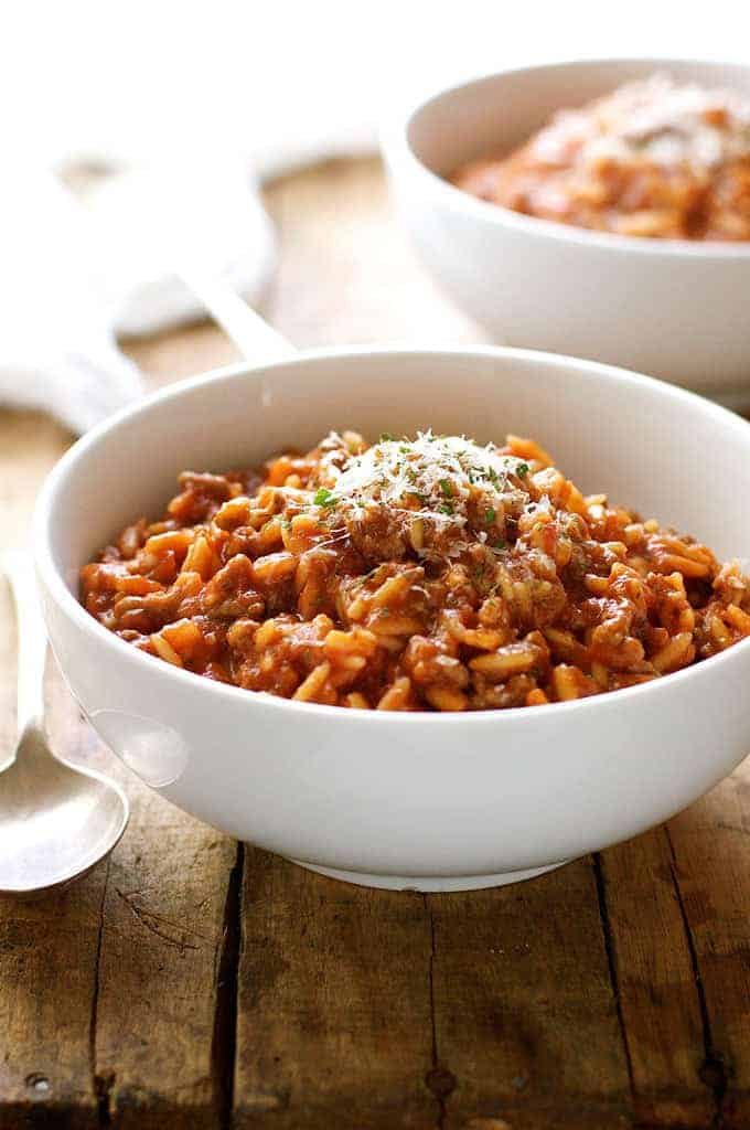 One Pot Bolognaise Orzo (Risoni) - dinner on the table in 20 minutes, from scratch, all made in one pot.