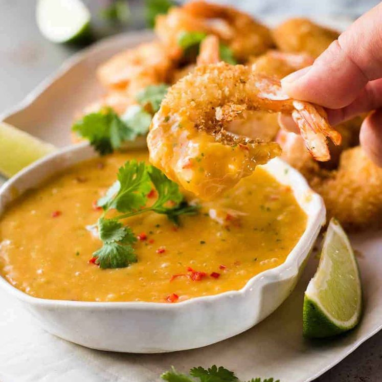 Coconut Shrimp / Prawns with Spicy Thai Mango Sauce