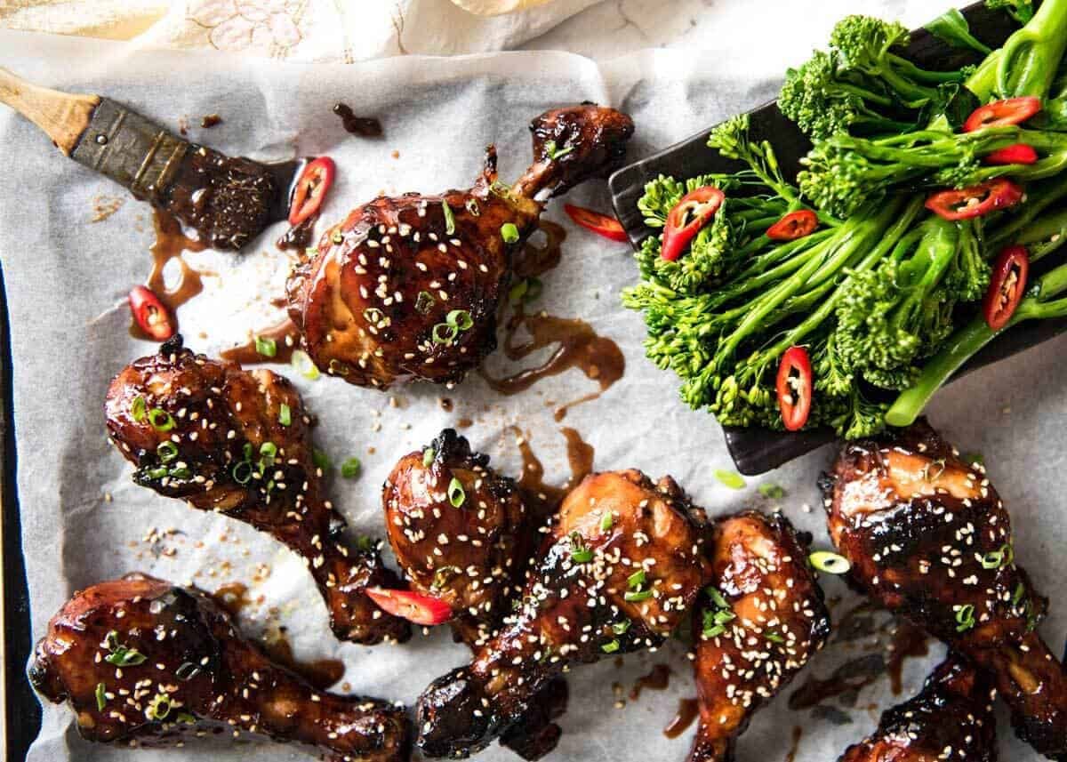 Sticky Chicken Drumsticks in Chinese Plum Sauce - Just a handful of ingredients, 5 minutes prep and awesome stickiness! www.recipetineats.com