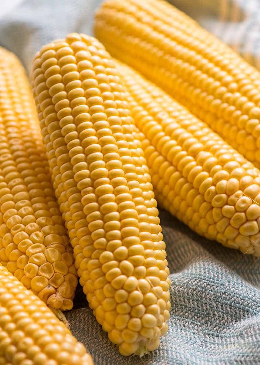 Raw corn on the cob