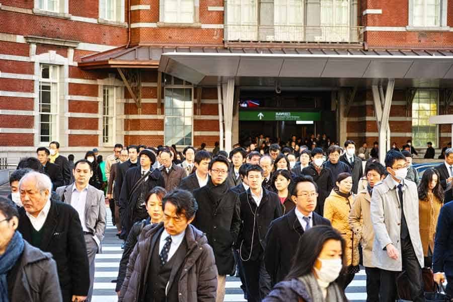 Tokyo station crowd