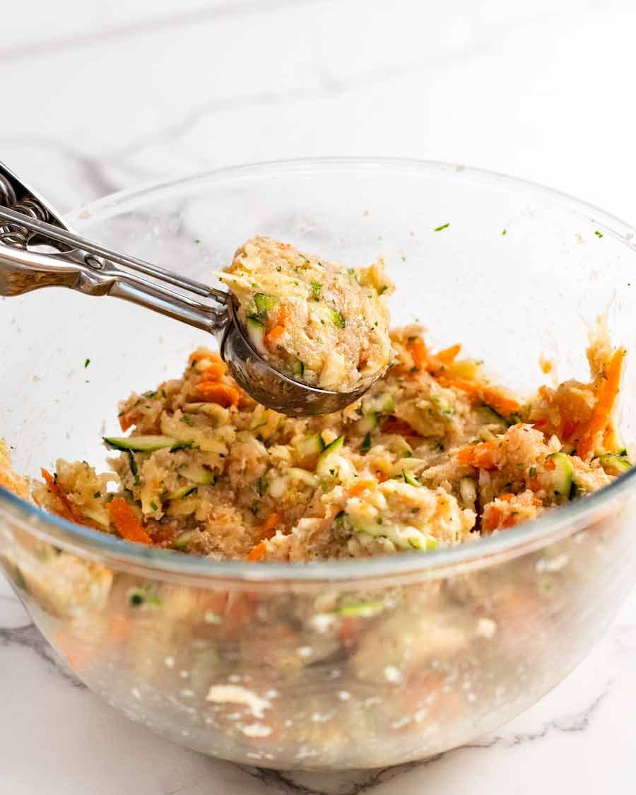 Chicken rissoles (chicken patties) mixture