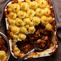 Duchess potato chicken mushroom pie