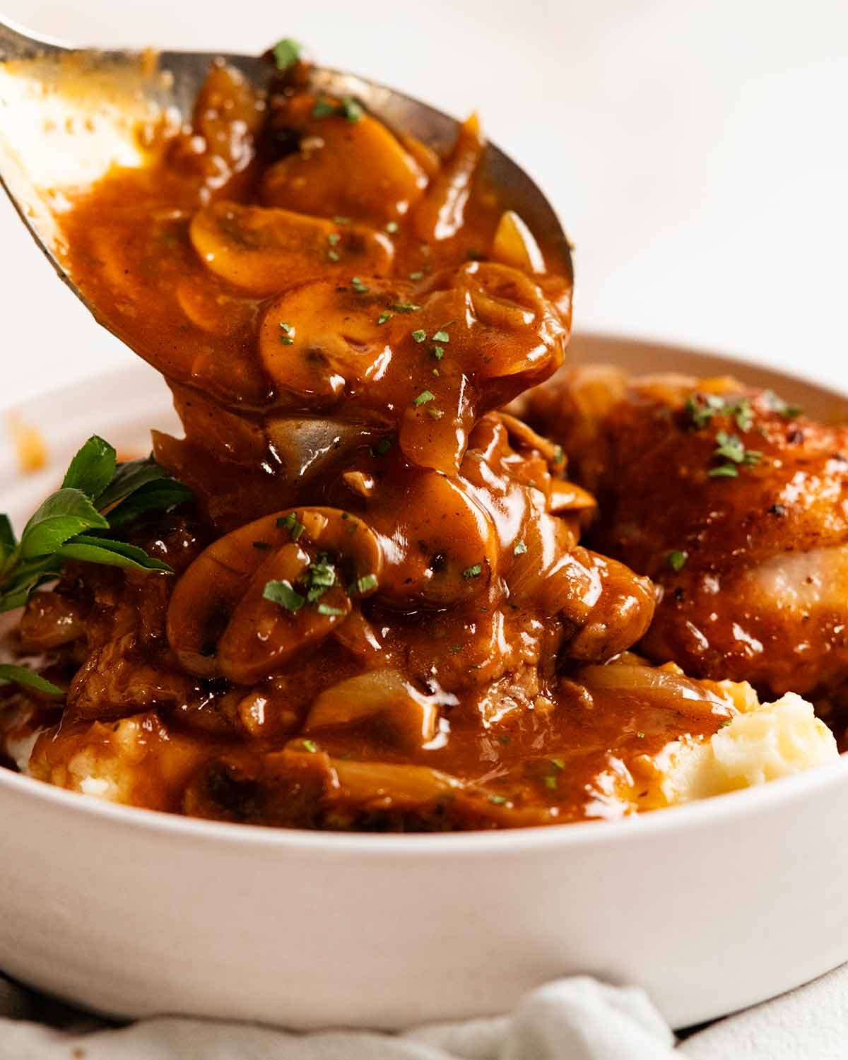 Chicken Chasseur sauce