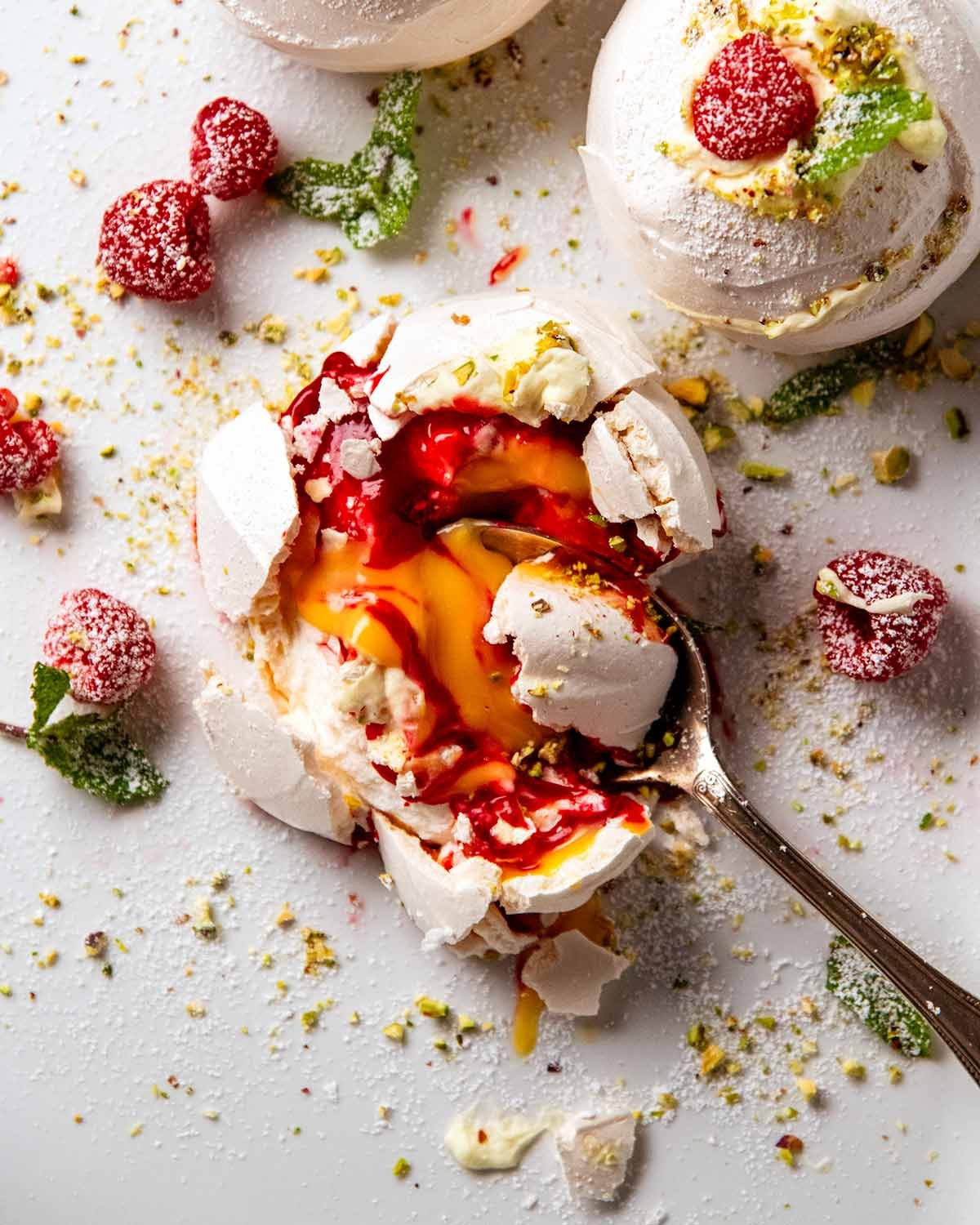 Pavlova Bombs